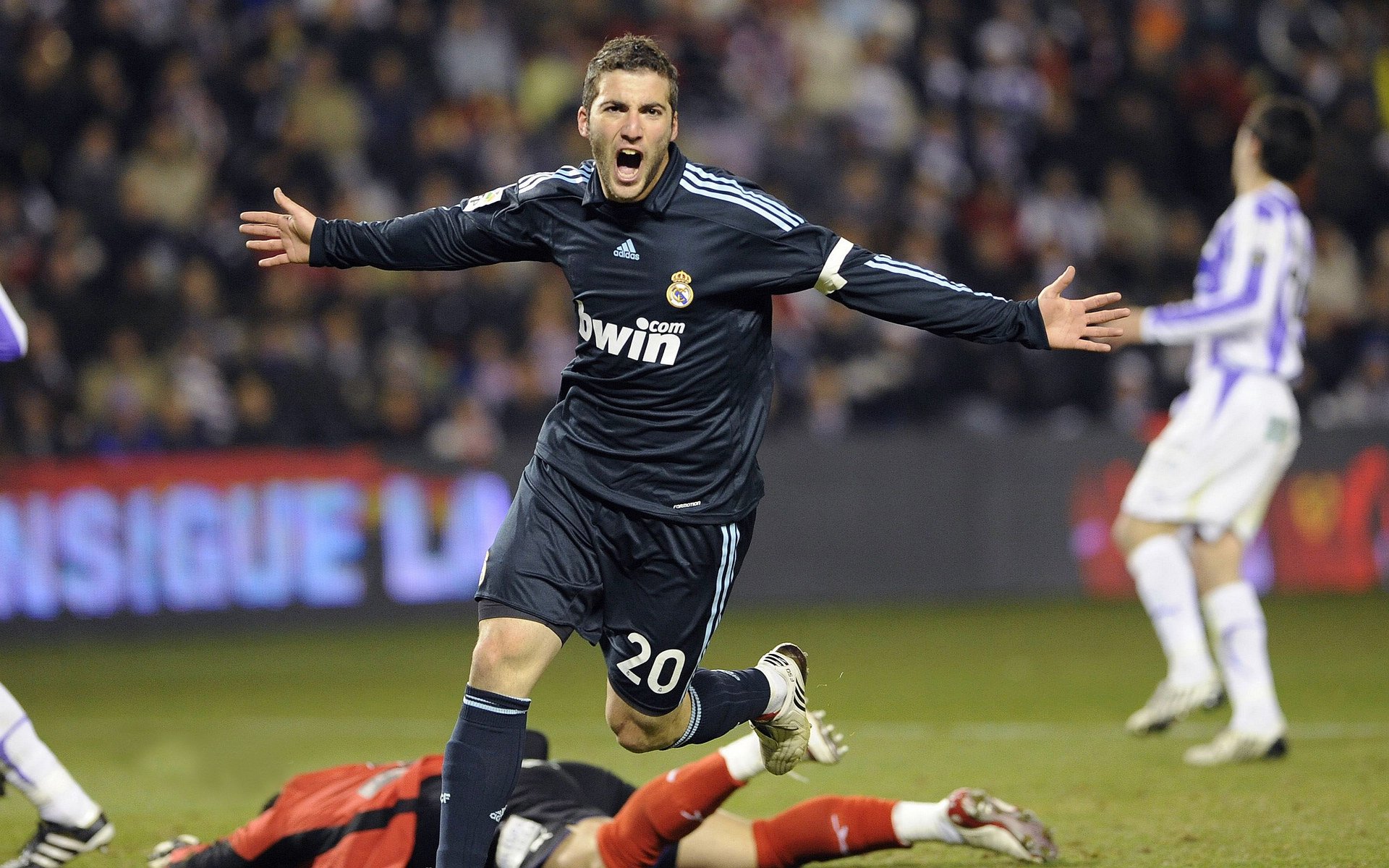 九游娱乐官方-“霍斯特:南非羚羊队防守新标准的树立者”